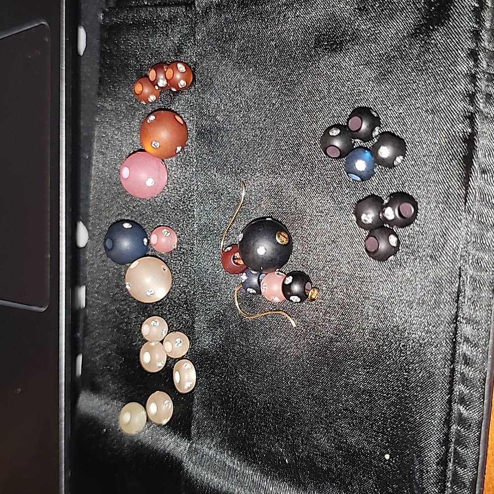 Happy Ball earrings